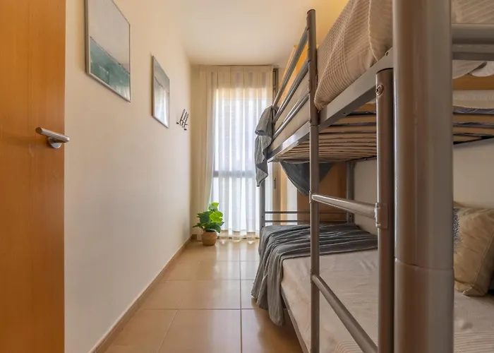 Viena 3 By Interhome ランポーヤ