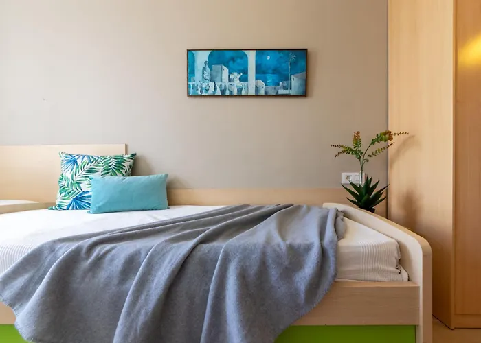 Viena 3 By Interhome ランポーヤ